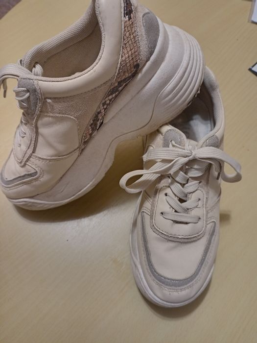 Кросовки на девочку 36 размера