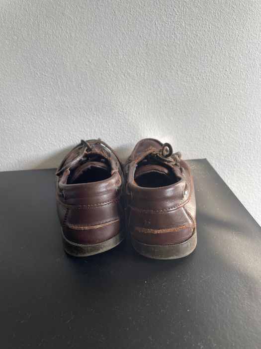 Sapatos vela  castanhos
