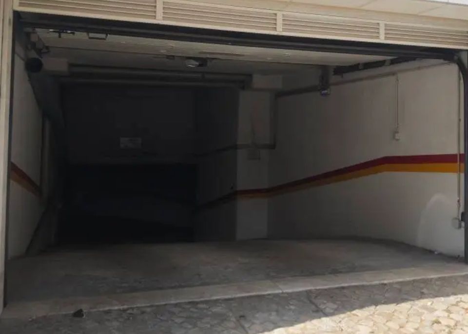 Garagem para venda