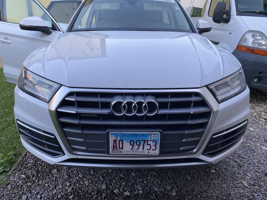 Бампер задній audi Q5 80a Ly9c