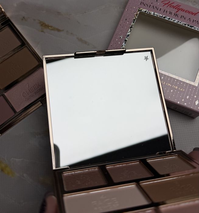 Палєтка для обличчя Charlotte Tilbury Hollywood