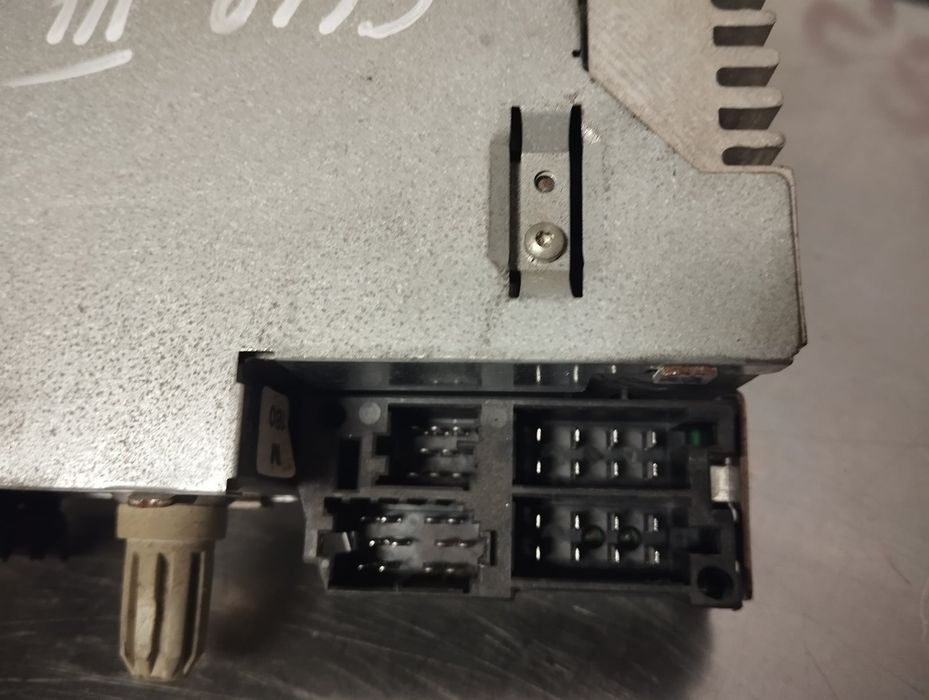 Rádio / Auto Rádio RENAULT CLIO III - 8200483757