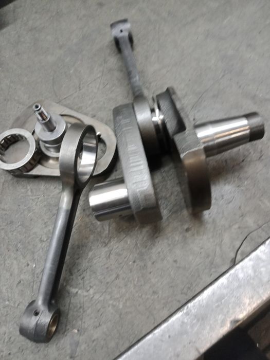 Продаж коленвалу мотоциклу