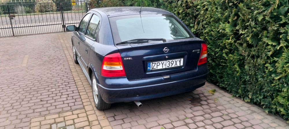 Opel Astra 2 1.6 benzyna