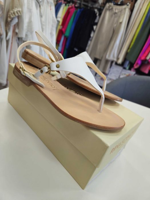 Sandały białe Rinascimento r. 38 Italy, skóra outlet !!!