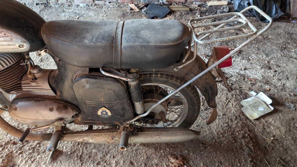 JAWA 250 (Para Restaurar)