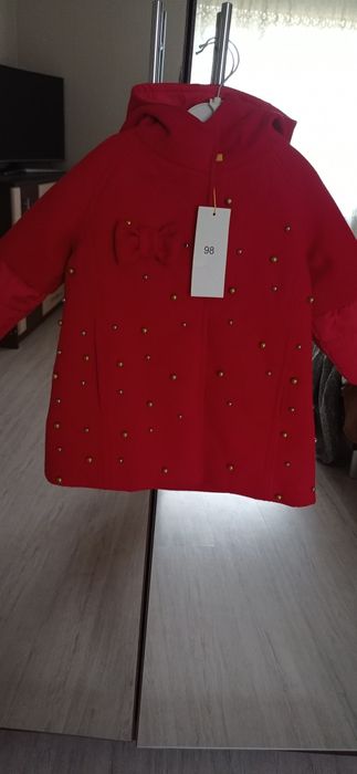 Нове пальто на 2-3р