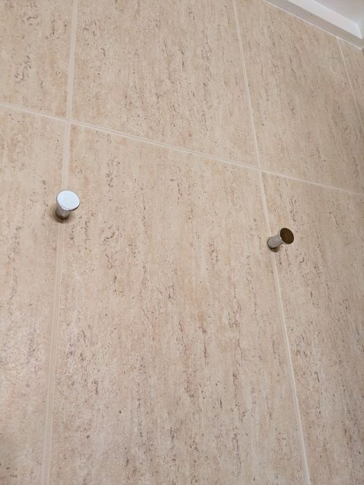 Lavatório casa de banho/WC com espelho e acessórios