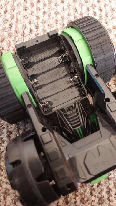 Машинка-перевертень на пульті