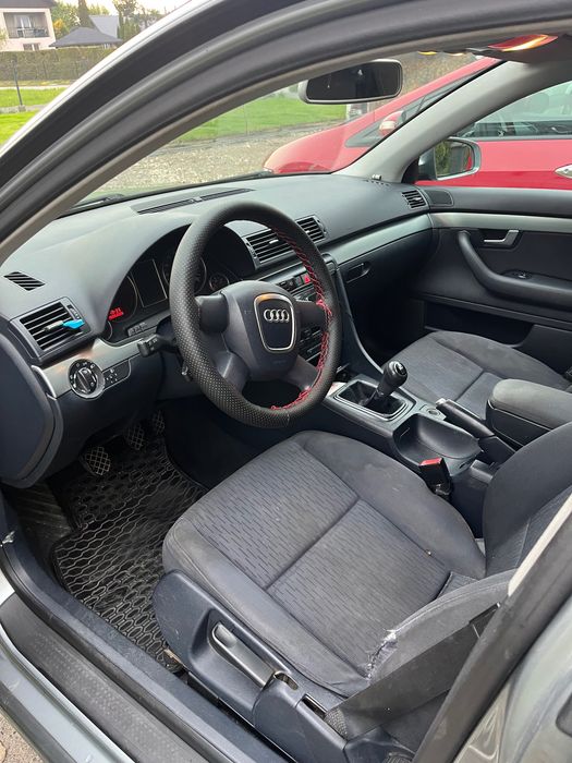 Audi A4 B7.