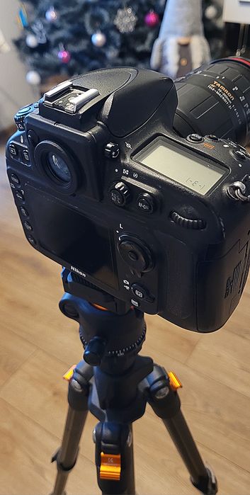 Nikon D800 w dobrym stanie