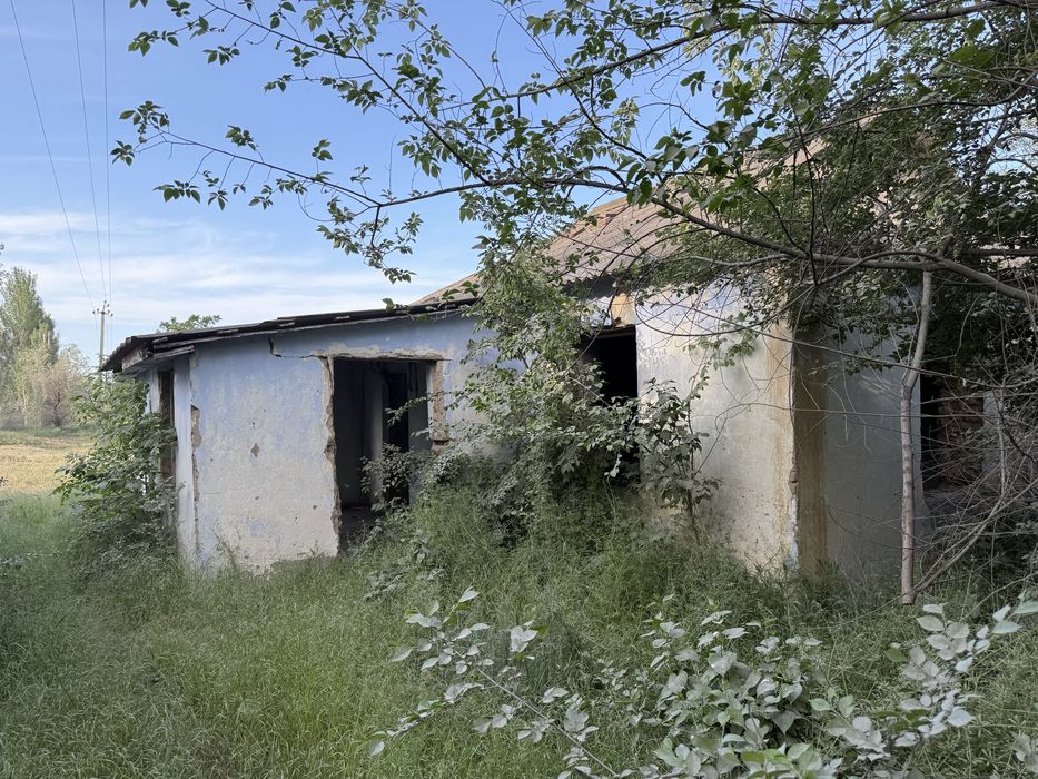 Продам будинок під знос