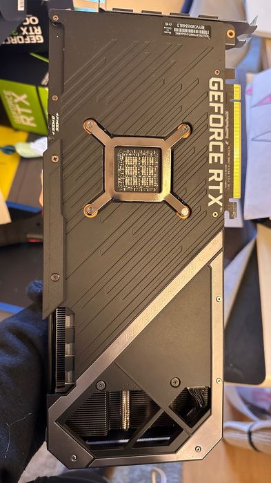 ASUS ROG Strix GeForce RTX 3080 Ti 12GB – LER ANÚNCIO