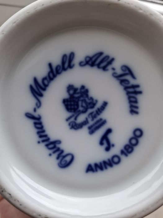 Sygnowany porcelanowy kufel do piwa