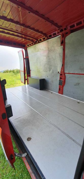 Transport mebli Dostawy z wniesieniem Przeprowadzki Ikea Taxi Bus