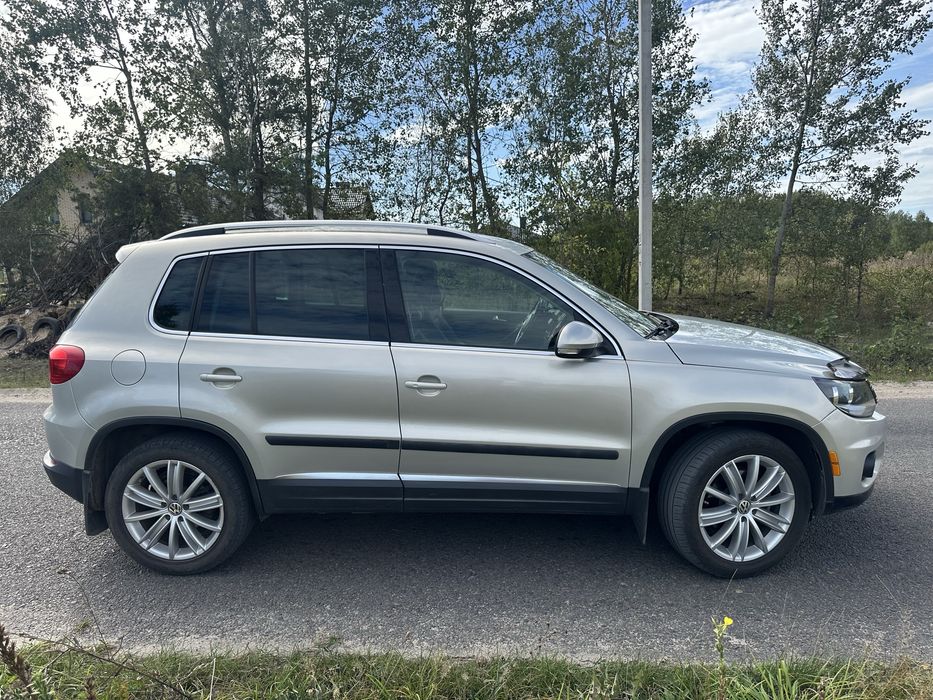 Продам автомобіль Volkswagen Tiguan
