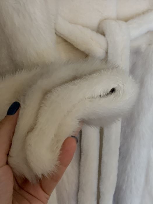 Продам норкову шубку
