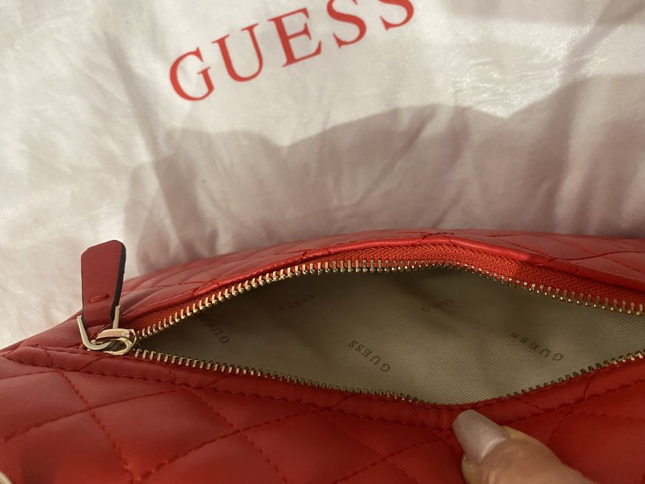 Torebka Guess  breloczki