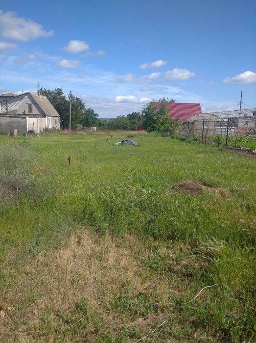 Продам будинок у центрі Матвіївки