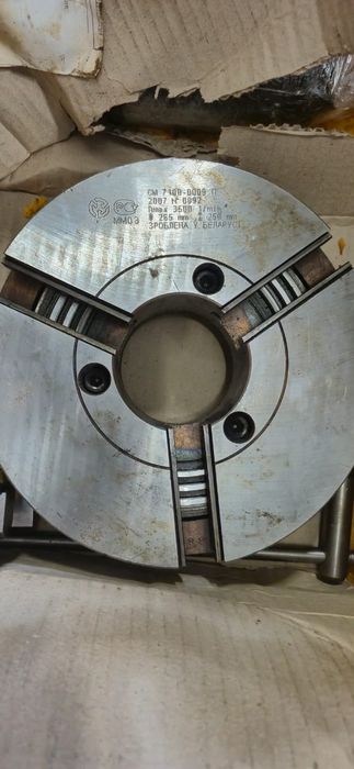 Патрон токарний 250мм(під планшайбу)