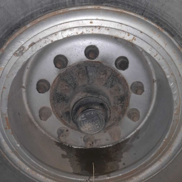 Напівпричіп платформа