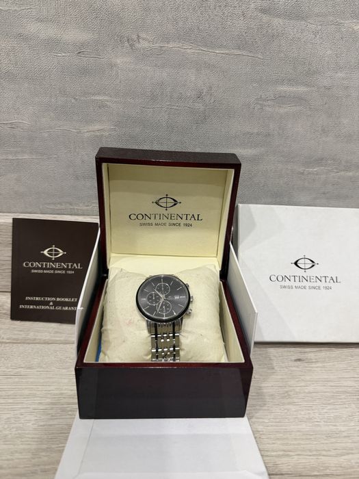 Швейцарський годинник Continental