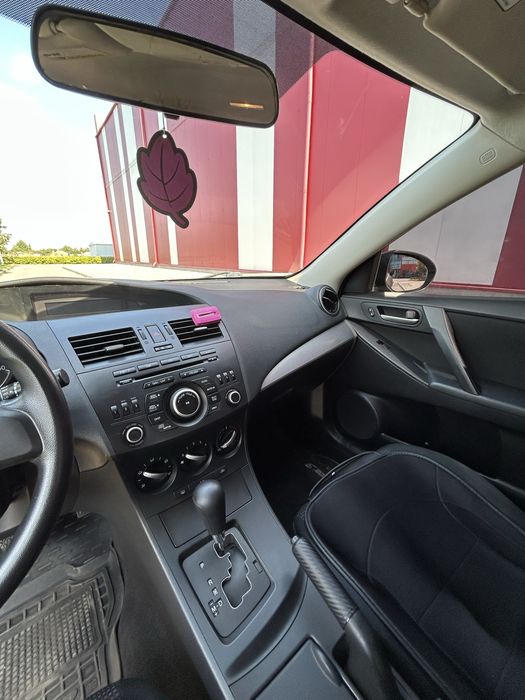 Продам Mazda 3 | 2л автомат