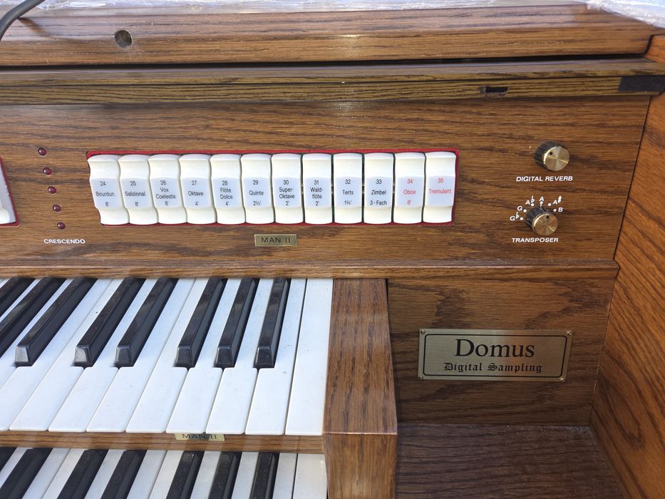 Organy cyfrowe Domus 932