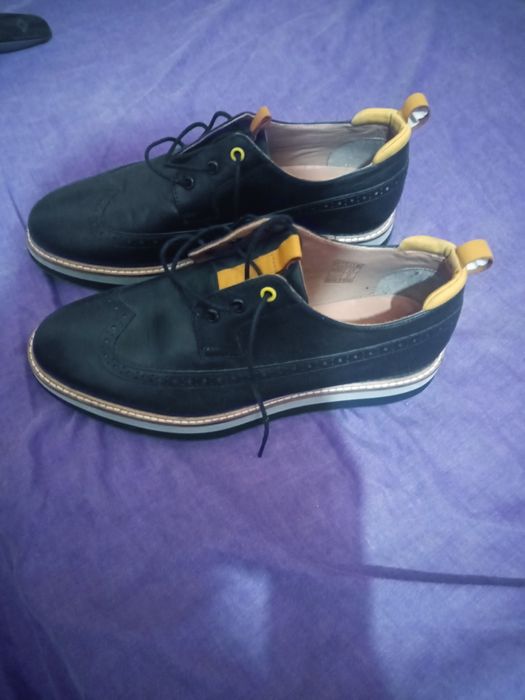 Sapatos CR7 em bom estado