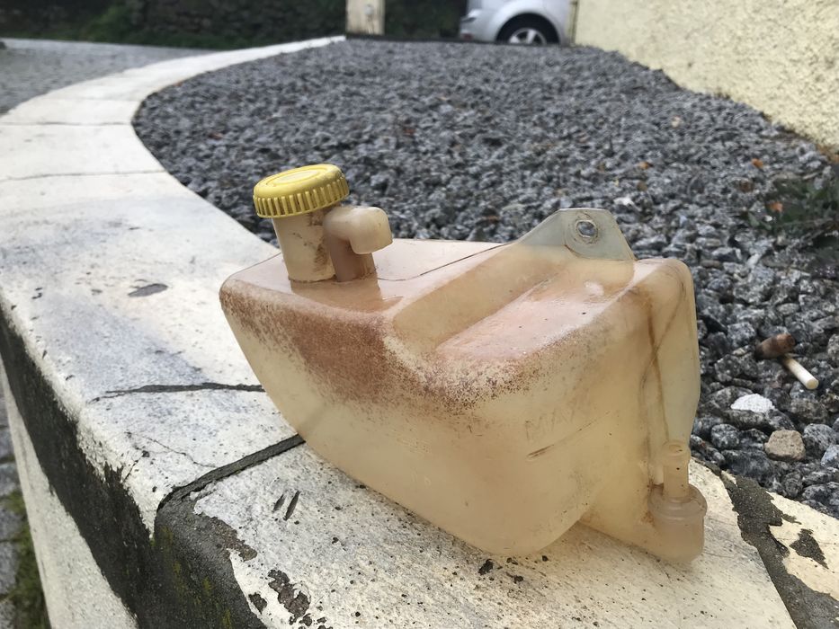 Depósito de água Micra