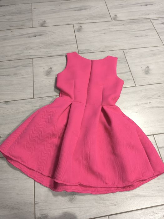 Piękna sukienka imprezowa S