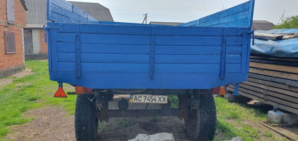 Причіп бортовий .