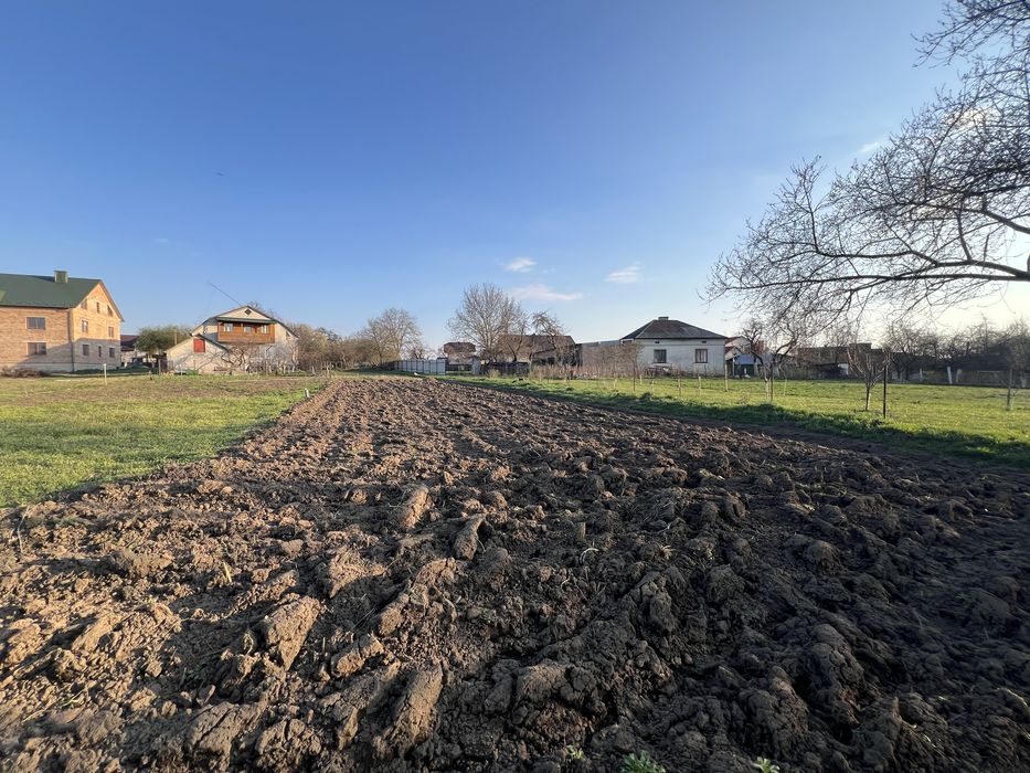Продаж землі в Кутківцях