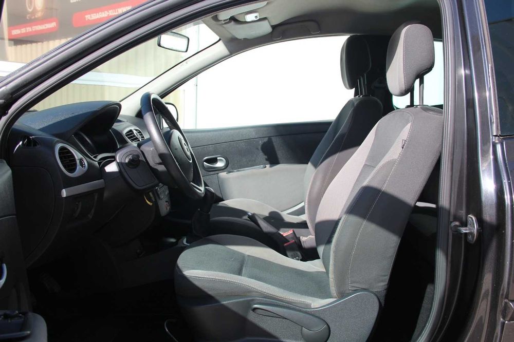 Renault Clio 1.2 GT 16v