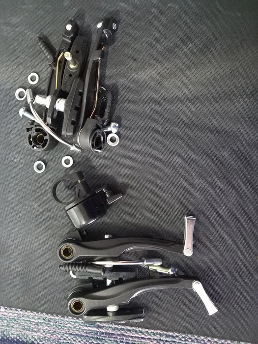 Travões V‑Brake e campainha para bicicleta