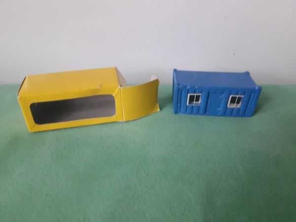 Domek kontenerowy. Kolejka, Diorama, Makieta