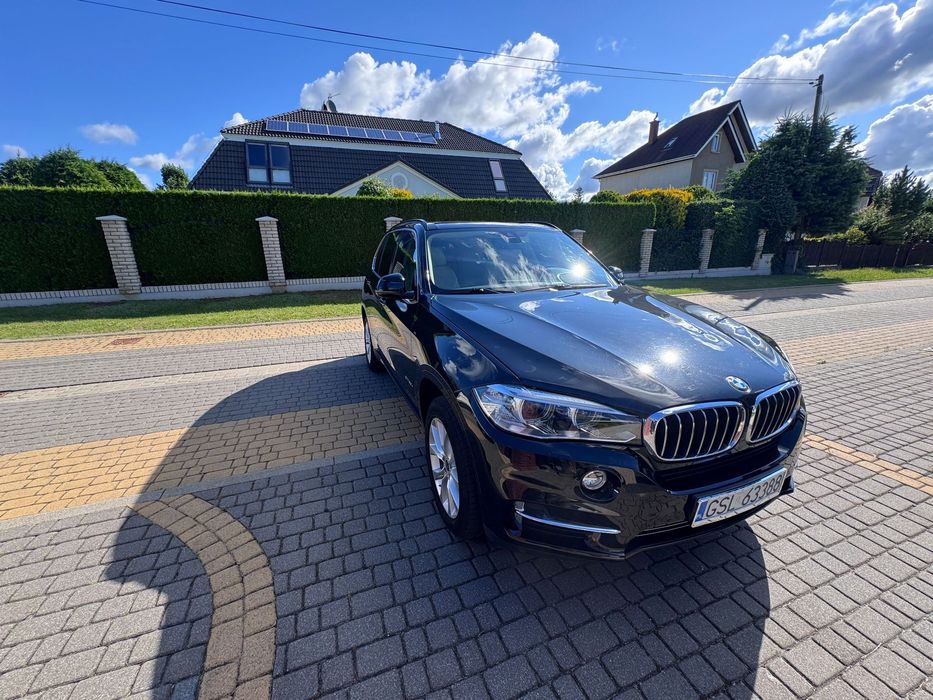 BMW X5 BMW X5 stan idealny. OKAZJA! Auto bezwypadkowe.