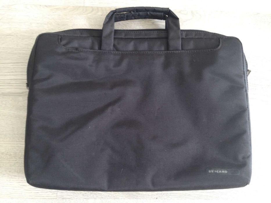 Laptop case430451989938841601