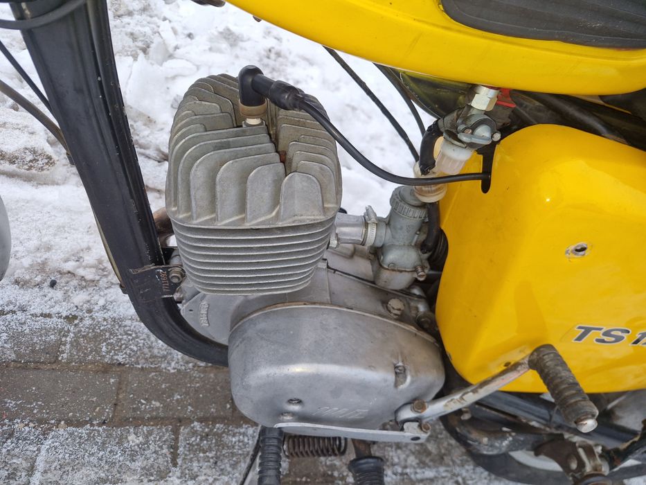 Mz ts 125 z dokumentami. Odpala.  Transport gratis