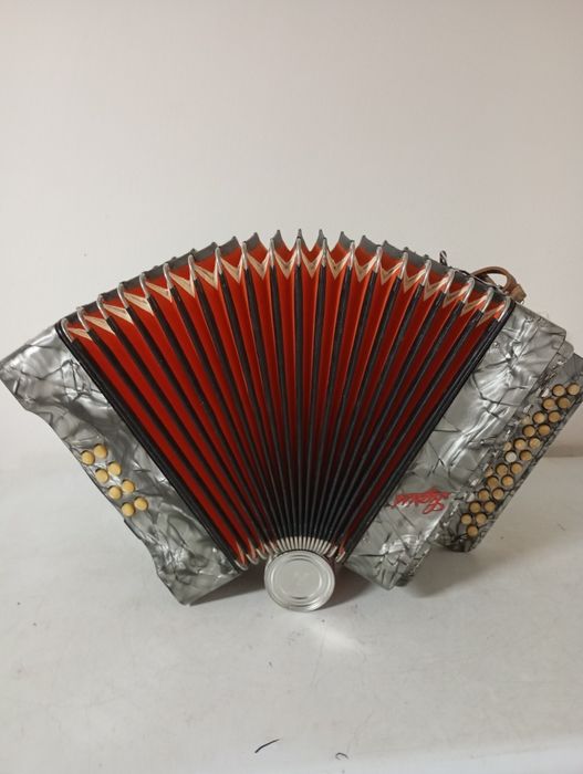 Concertina Claude Sigrisa