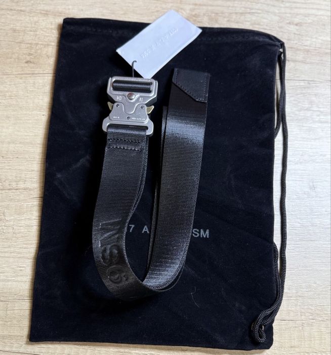 Ремінь ALYX 1017 | НА РУКАХ