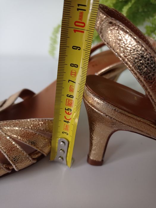 Buty na obcasie Jonak Paris