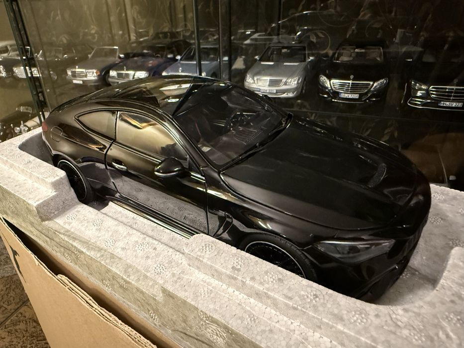Mercedes cle 53 amg 1:18