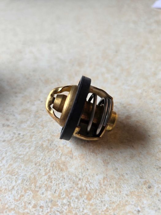 Termostat do quada , motoru inne