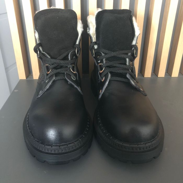 Sprawdź mnie. Bardzo ładne buty skórzane. Prezentują się doskonale