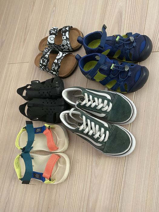 Sandałki Nike r.32