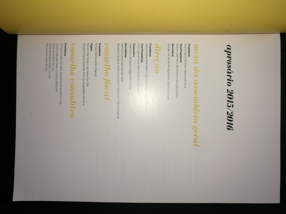 Anuário 2015/2016 Colégio do Rosário todas as turmas em estado de novo