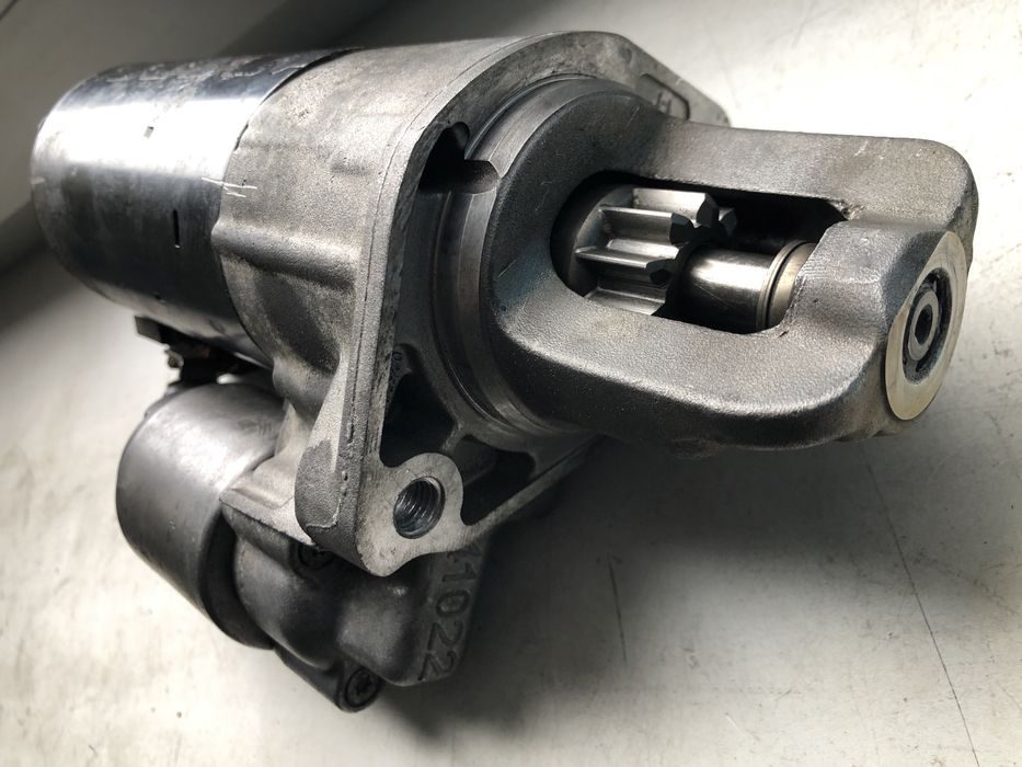 Стартер BOSCH 0 001 147 406 Mercedes Benz