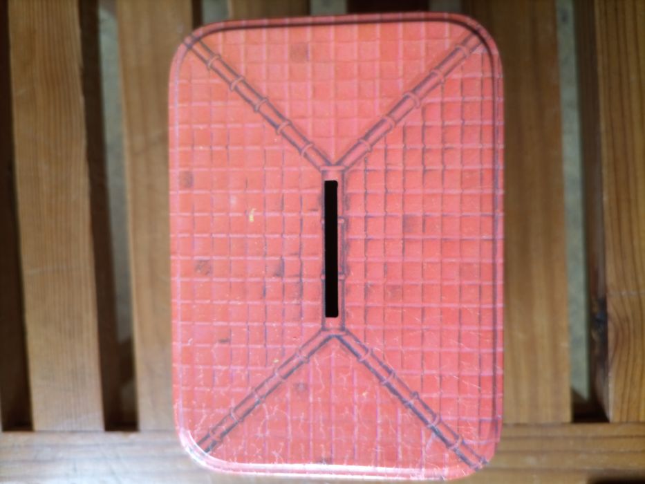 Mealheiro de latão dos anos 80