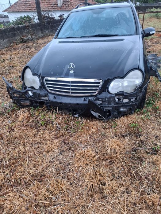 Mercedes c220 2005 acidentado